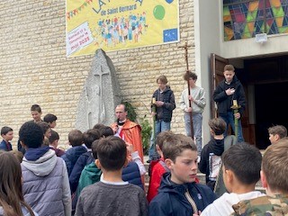 Vendredi 18 avril : Chemin de Croix